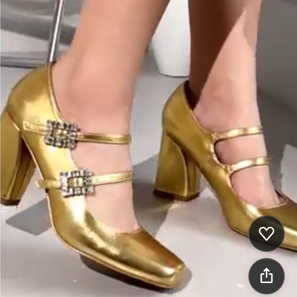 •CAPE ROBBIN• “Selina” Double Strap Mary Jane Heels - Gold // NIB